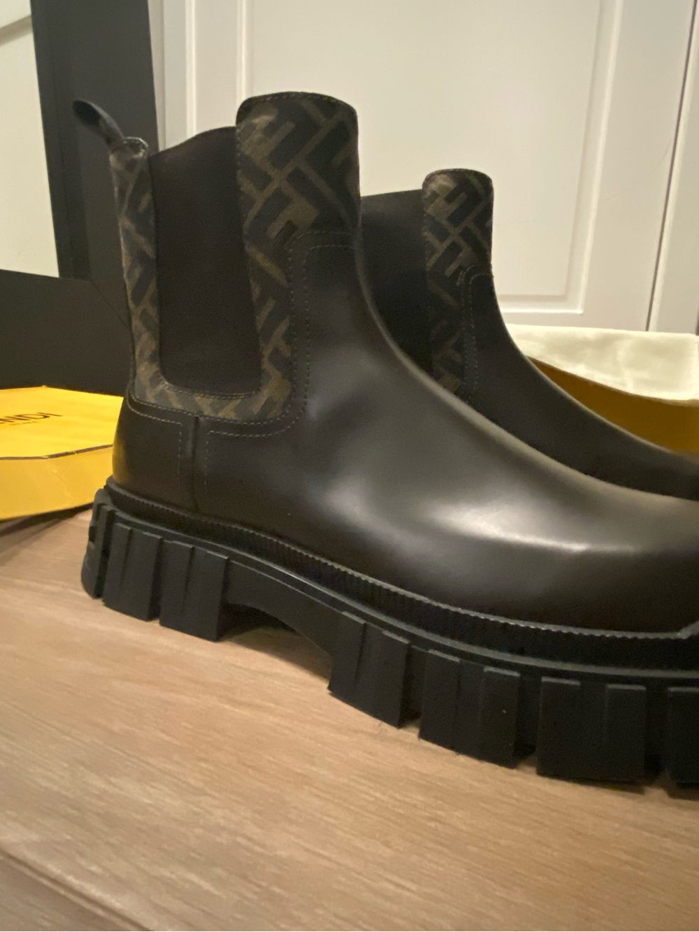 Fendi Men Motif Chelsea Lug Sole Boots in Dark Brown - Picture 5 of 10